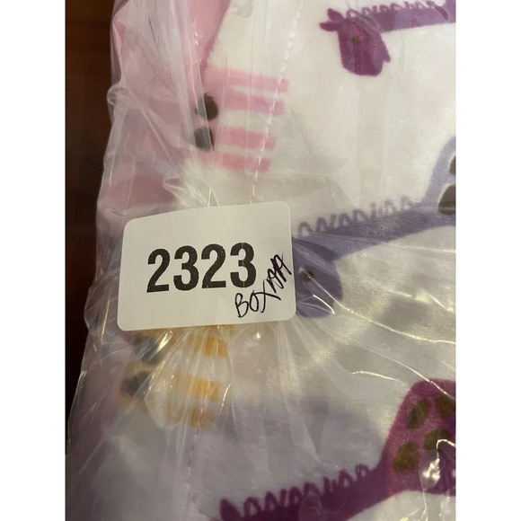 HB Hudson Baby Blanket Minky  30 x 40 Reversible Soft Pink Purple‎ Giraffe Print - Picture 6 of 6